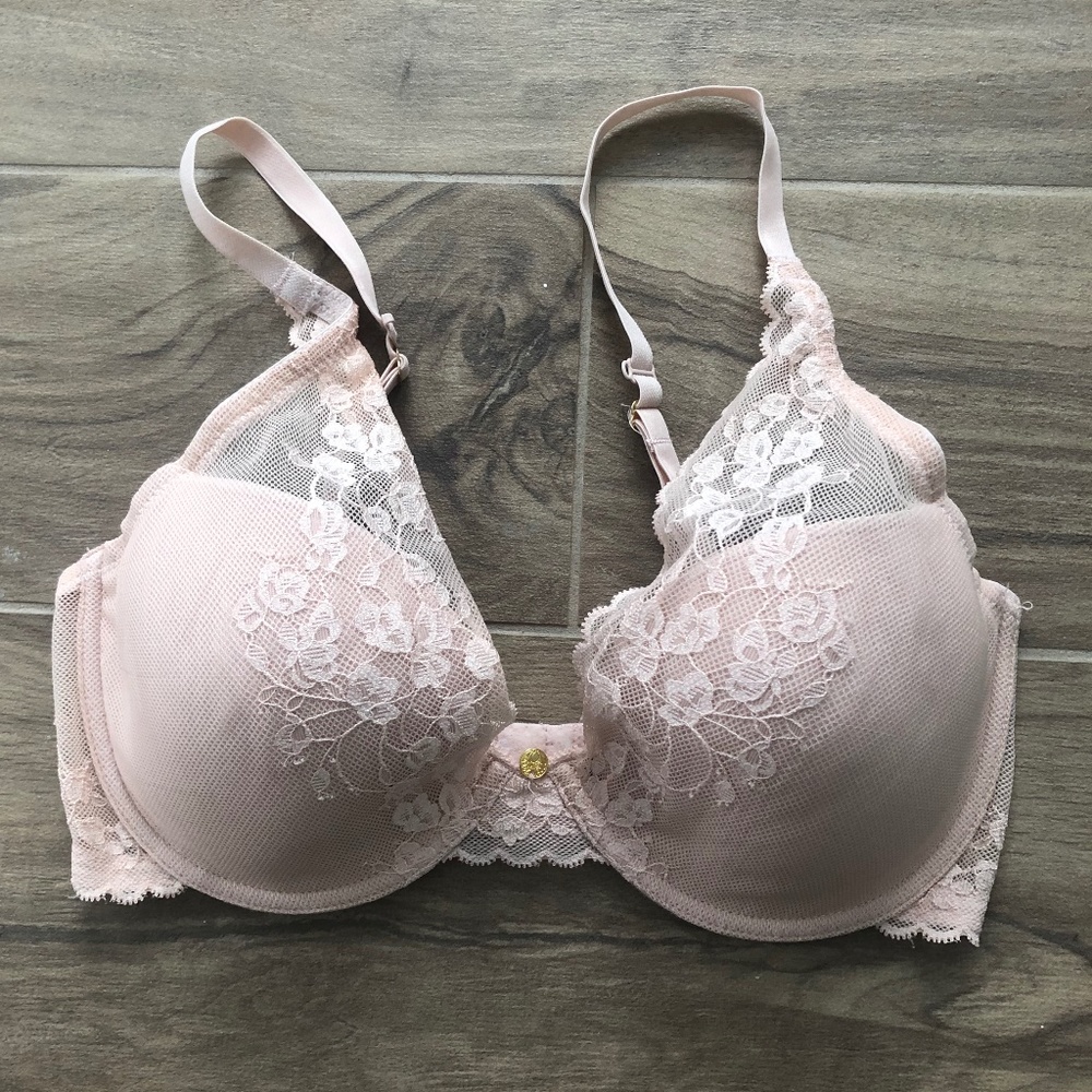 Natori Lace Underwire Peach Colored Bra